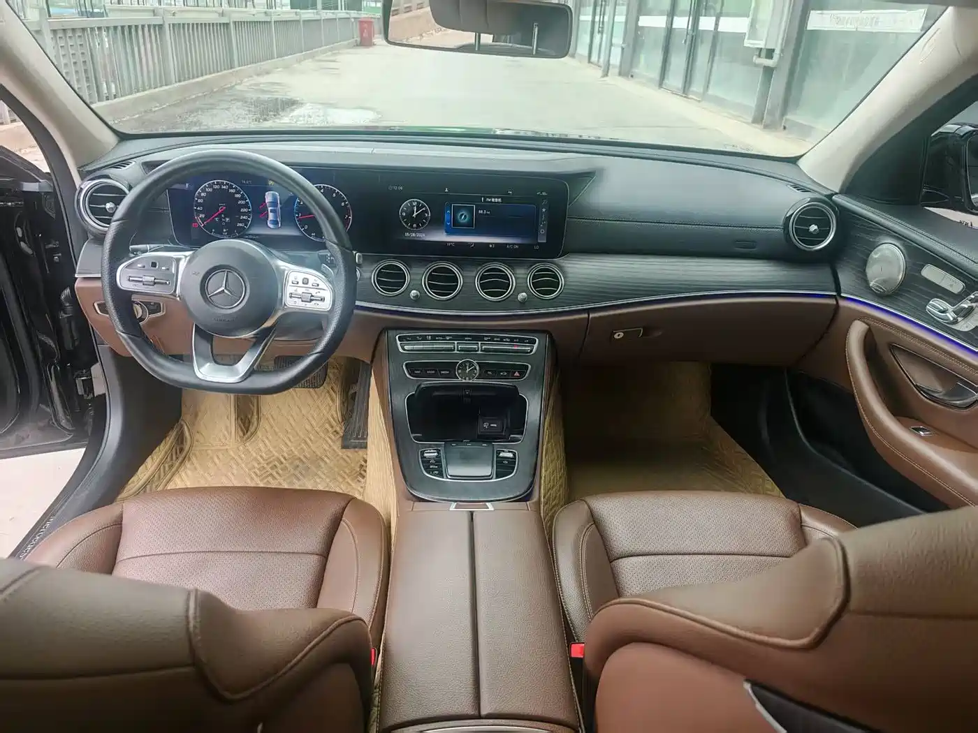 Mercedes-Benz E-Class 2019 Facelift E 300 L Sport Fashion фото 8