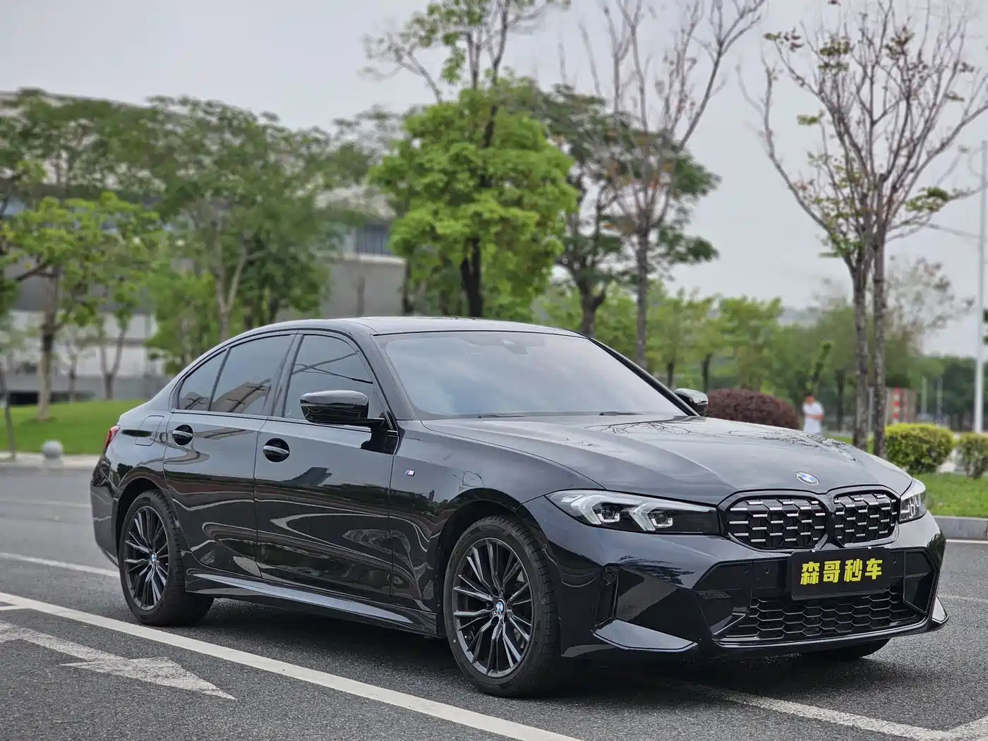 BMW 3 Series 2023 325i M Sport Black Night Package фото 3