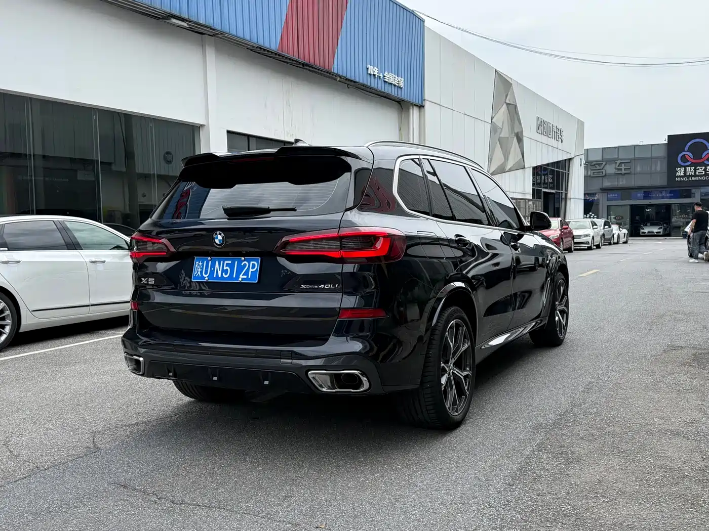 BMW X5 2023 xDrive 40Li M Sport Package фото 15