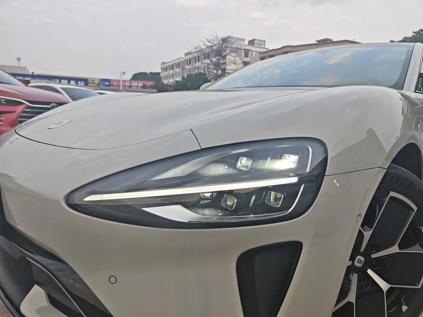 XIAOMI CAR XIAOMI SU7