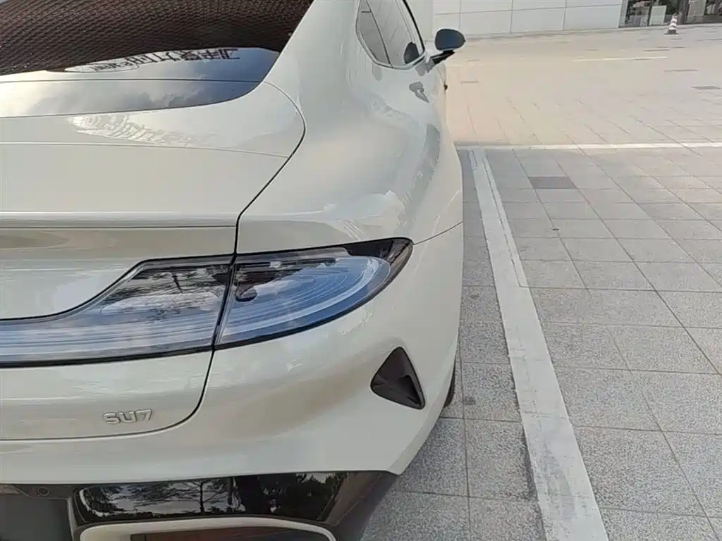 Xiaomi Auto Xiaomi SU7 2024 RWD Ultra Long Range Advanced Smart Driving Pro Edition фото 8