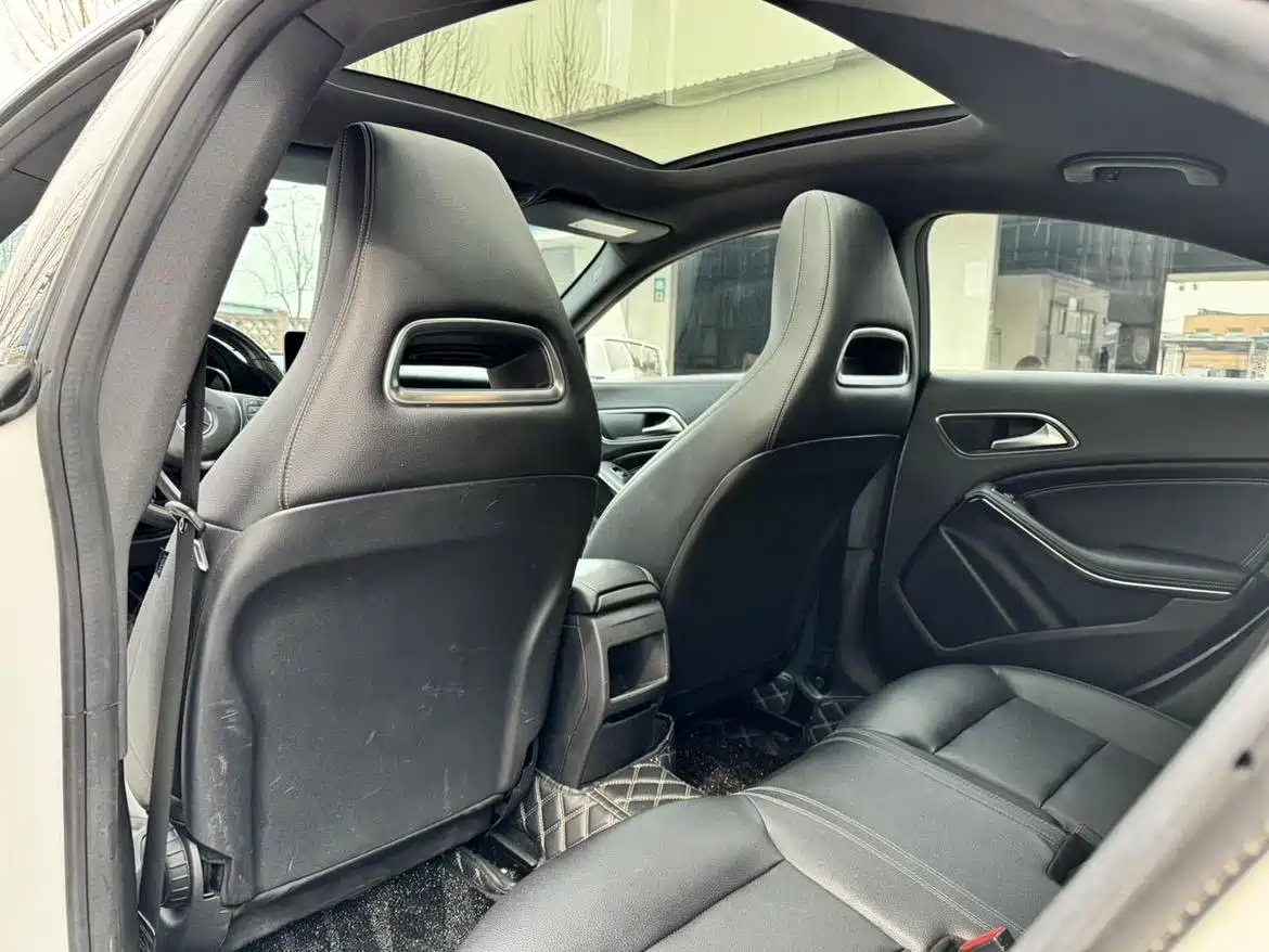 Mercedes-Benz CLA (Import) 2018 CLA 200 Dynamic Edition фото 16