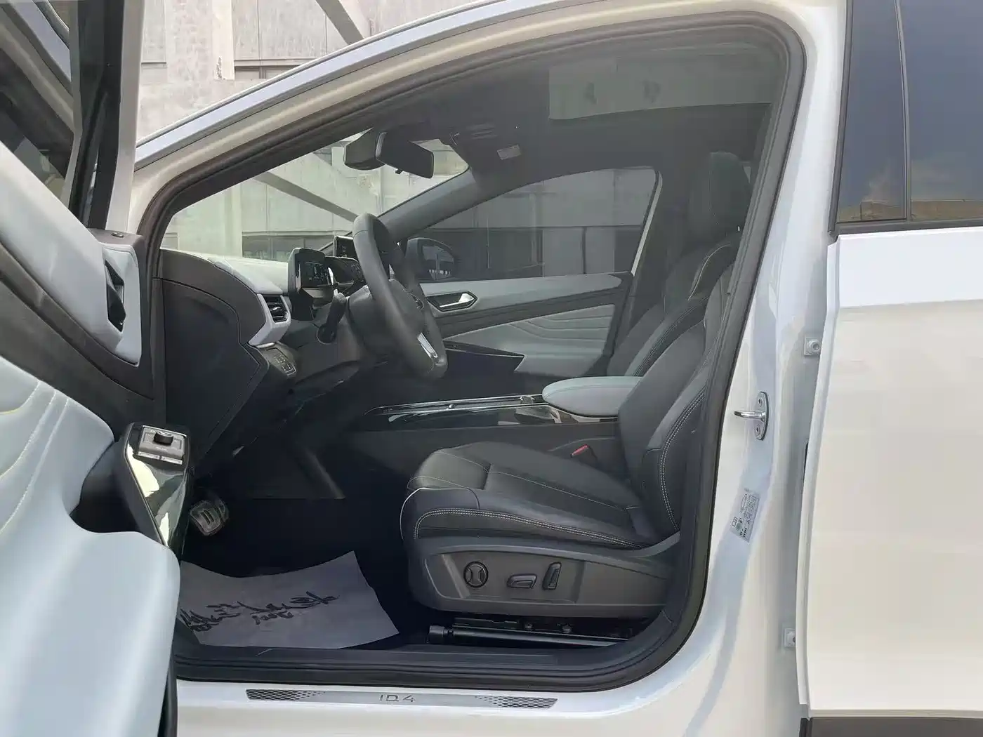 Volkswagen ID.4 X 2023 Pure Smart Edition фото 4