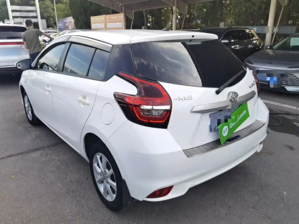 Toyota Vios FS 2021 1.5L CVT Fengchi Edition фото 5