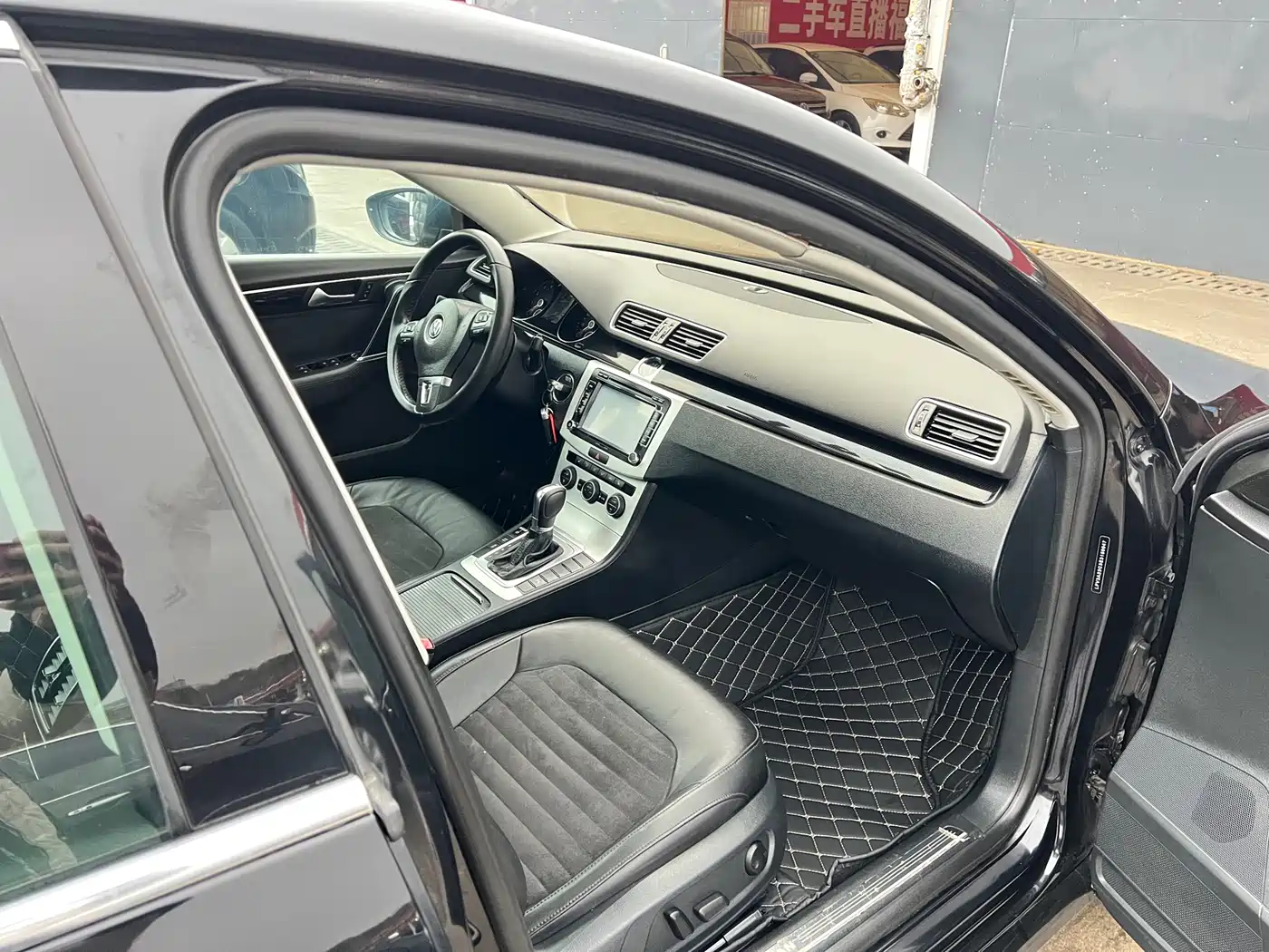 Volkswagen Magotan 2015 1.8TSI Luxury фото 19