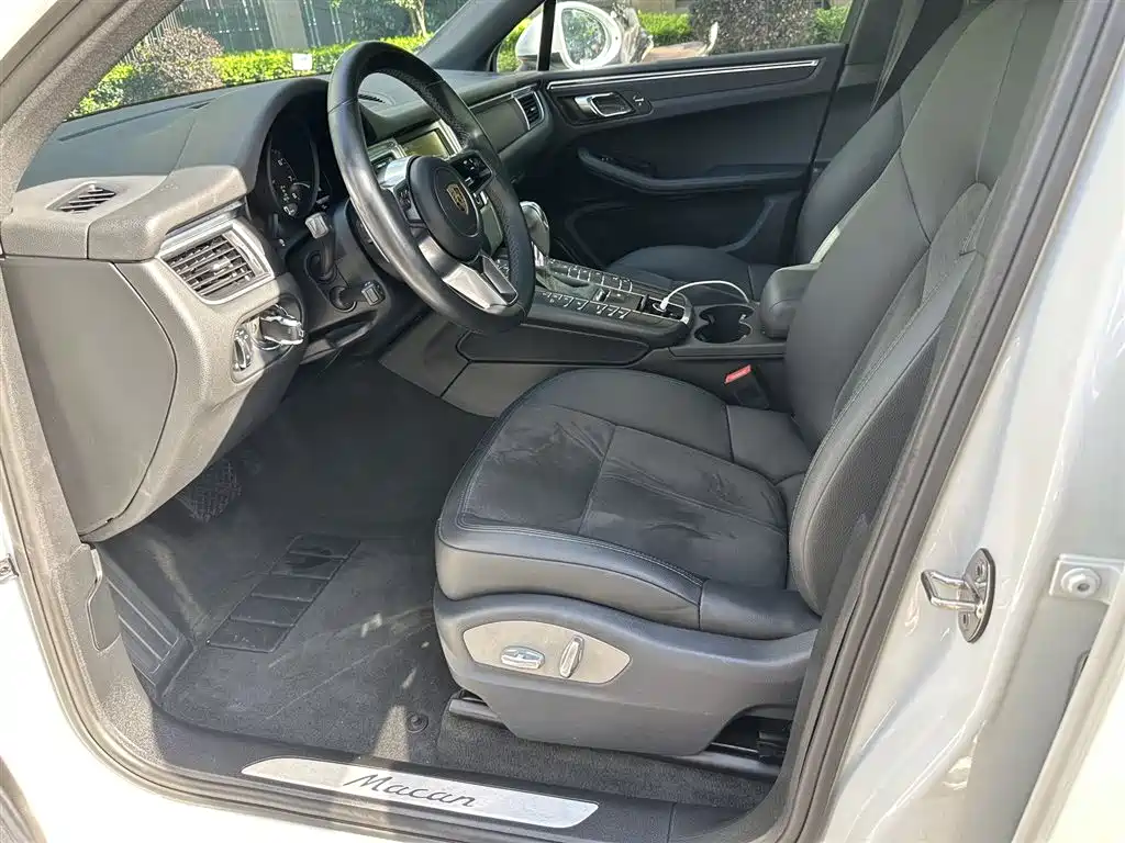 Porsche Macan 2016 Macan 2.0T фото 7