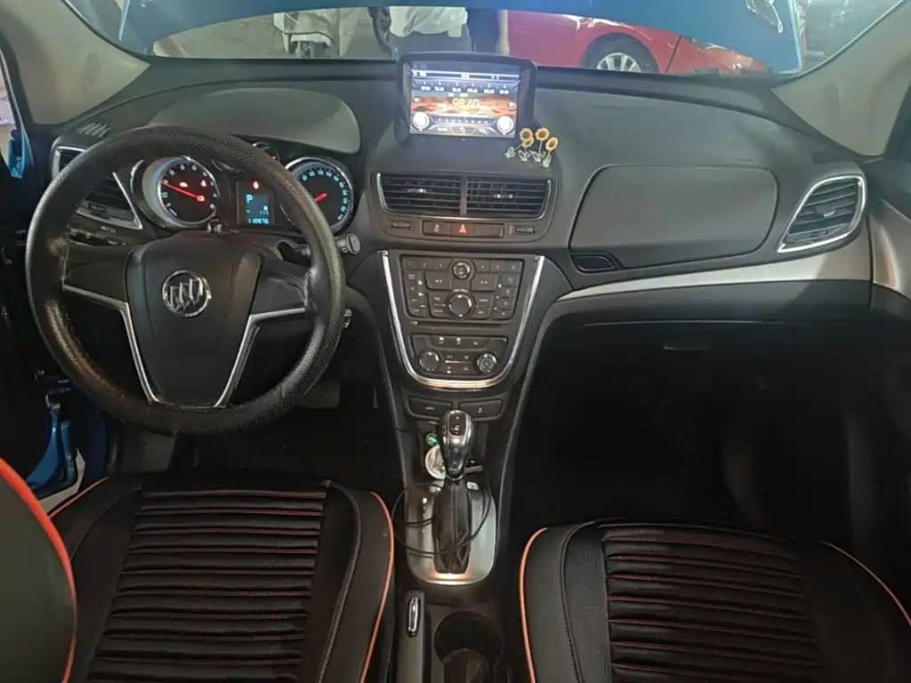 Фото 10 - Buick Encore