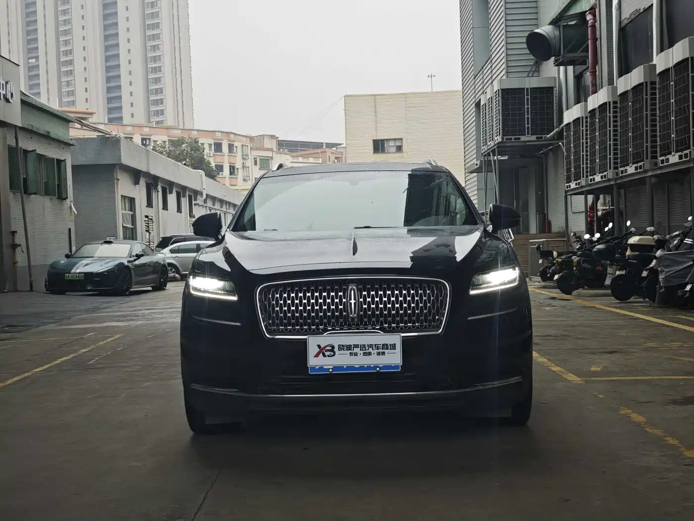 LINCOLN NAVIGATOR