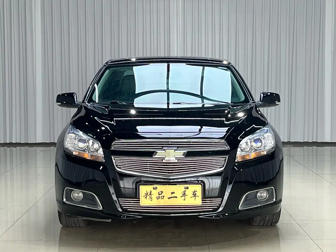 Chevrolet Malibu 2013 2.0L Automatic Luxury Edition фото 2