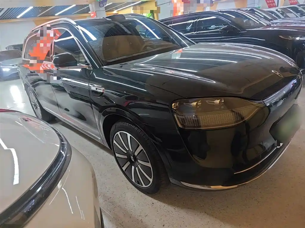 AITO Wenjie AITO M9 2025 Extended Range Max 52kWh 6-Seater фото 4