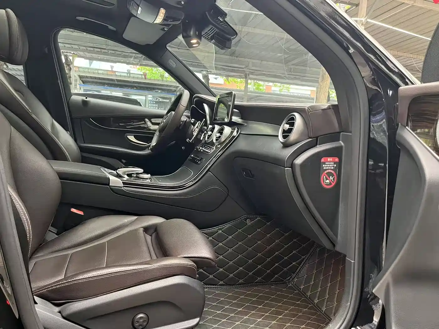 Mercedes-Benz GLC 2017 GLC 260 4MATIC Luxury фото 14