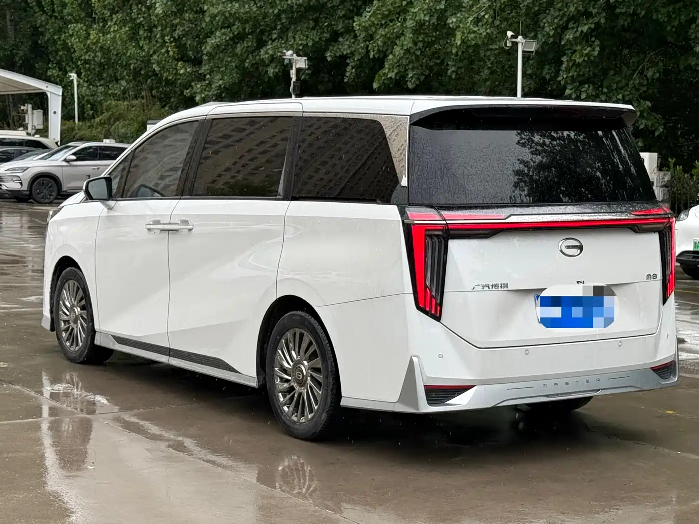 GAC TRUMPCHI M8
