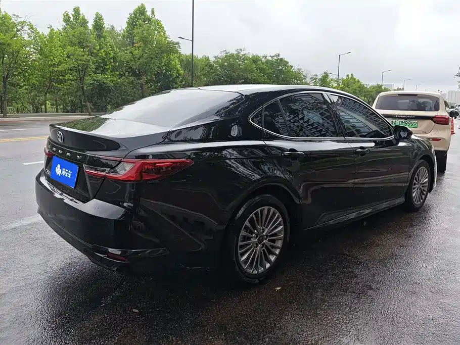 Toyota Camry 2024 2.0E Elite Edition фото 3