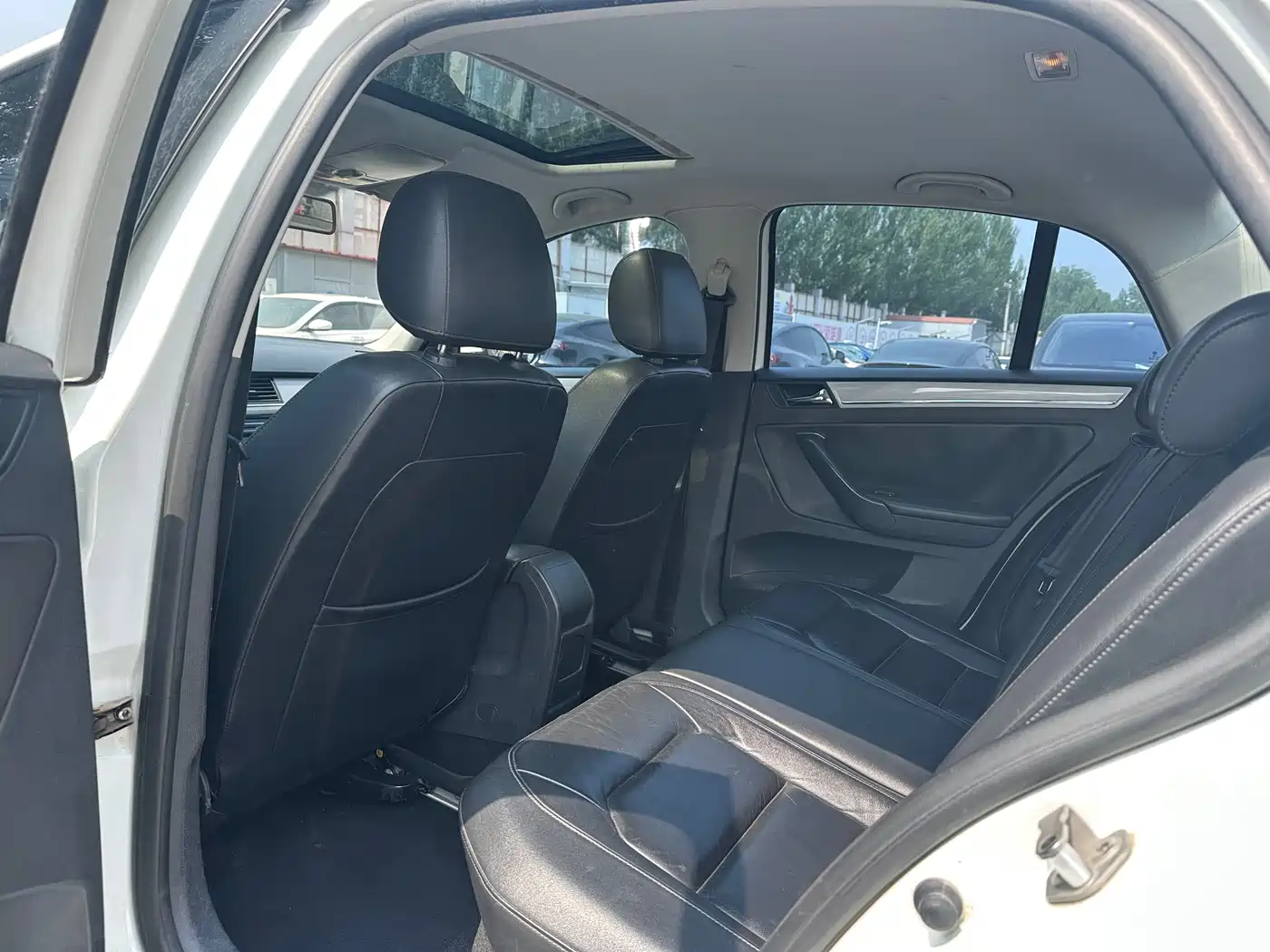 Volkswagen Bora 2013 1.6L Manual Comfort Model фото 11