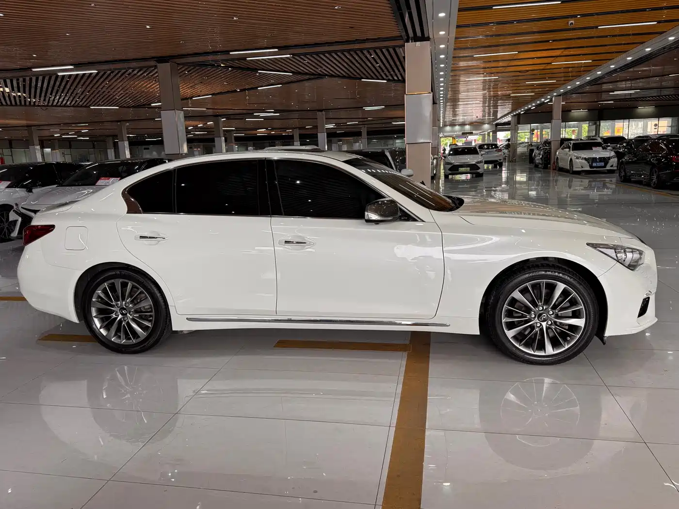 Infiniti Q50L 2022 2021 2.0T Premium