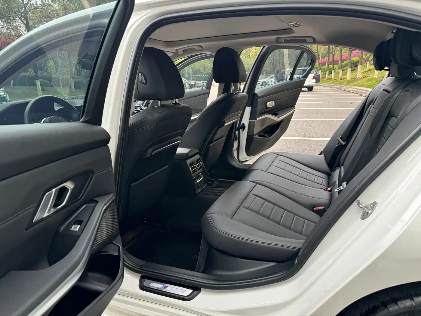 BMW 3 Series 2020 320Li M Sport Package фото 11