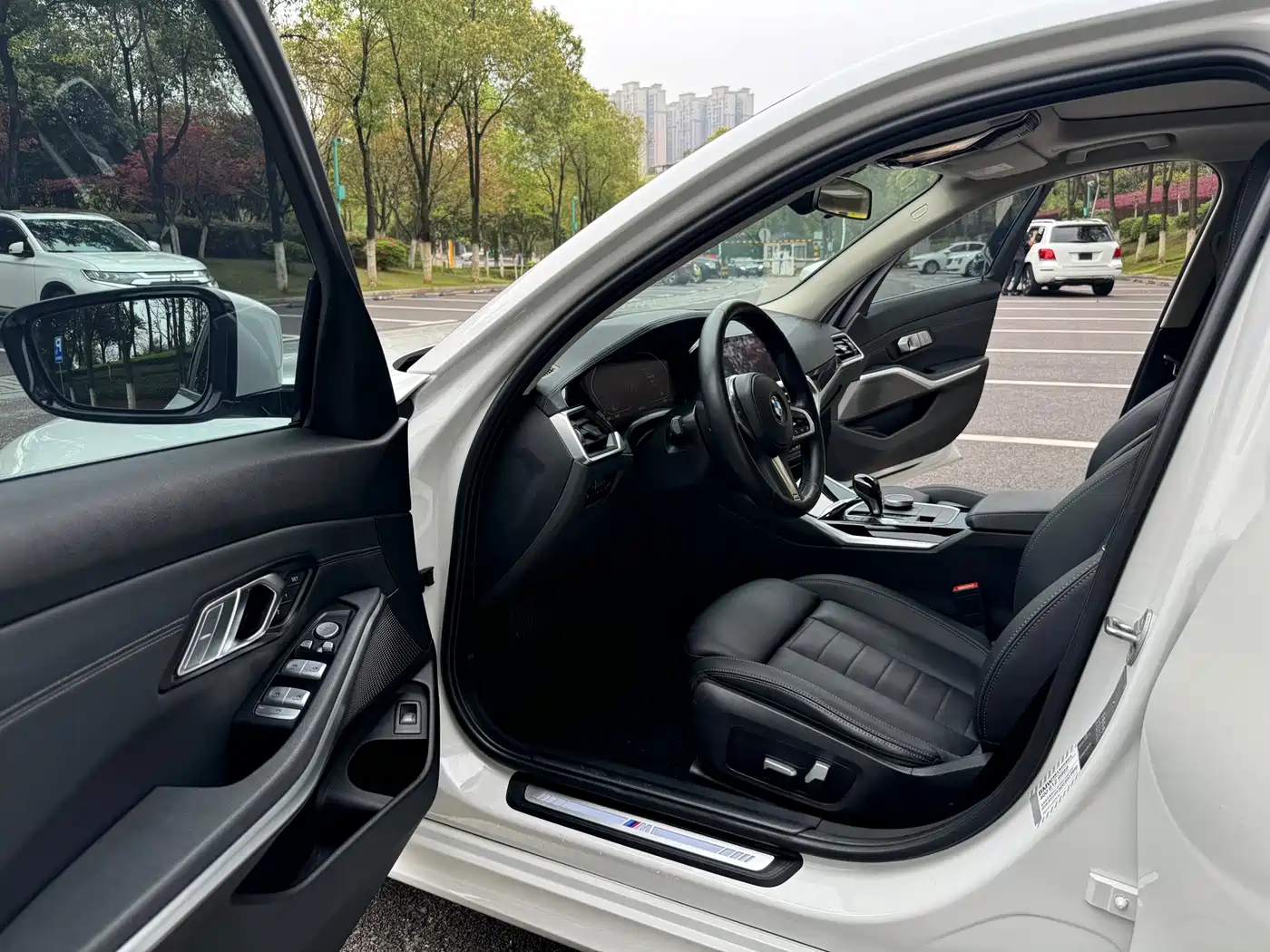 BMW 3 Series 2020 320Li M Sport Package фото 12