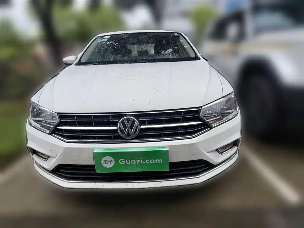 Volkswagen Bora 2016 Model 1.6L Manual Comfort фото 3