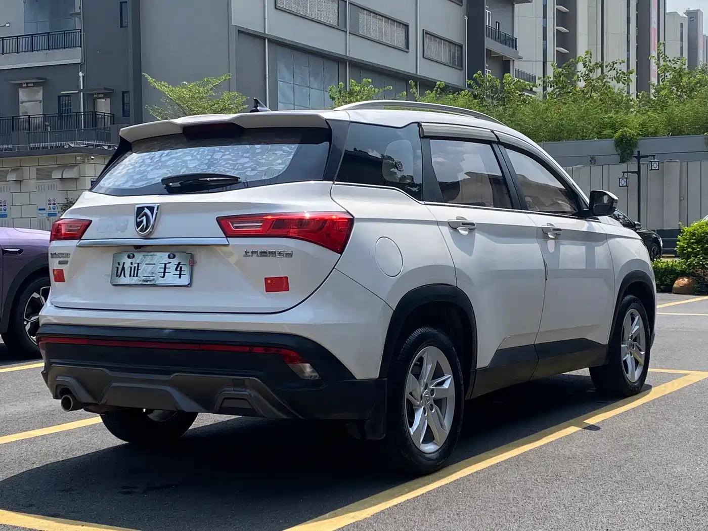 Baojun 530 2019 2019 1.5T CVT Luxury 7-Seater China VI