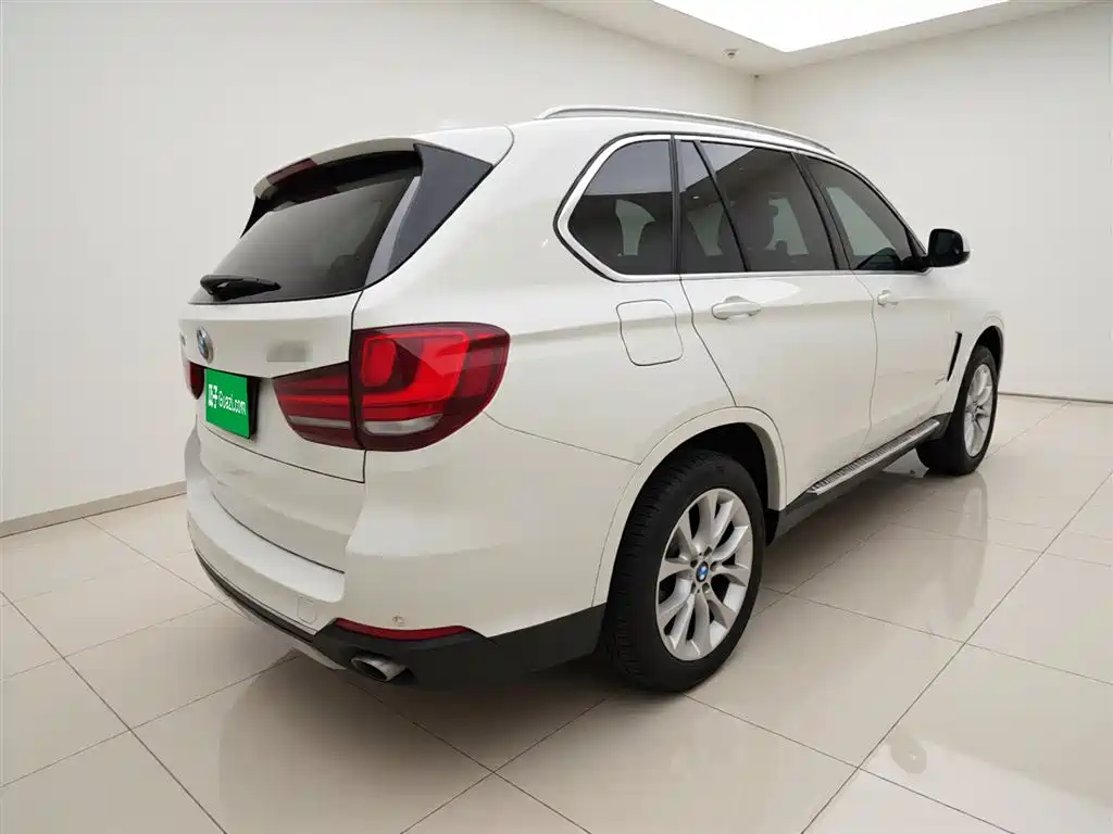 BMW X5 (Import) 2018 xDrive28i фото 4