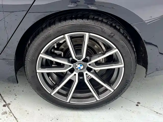 BMW 3 Series 2023 320Li M Sport Package фото 24