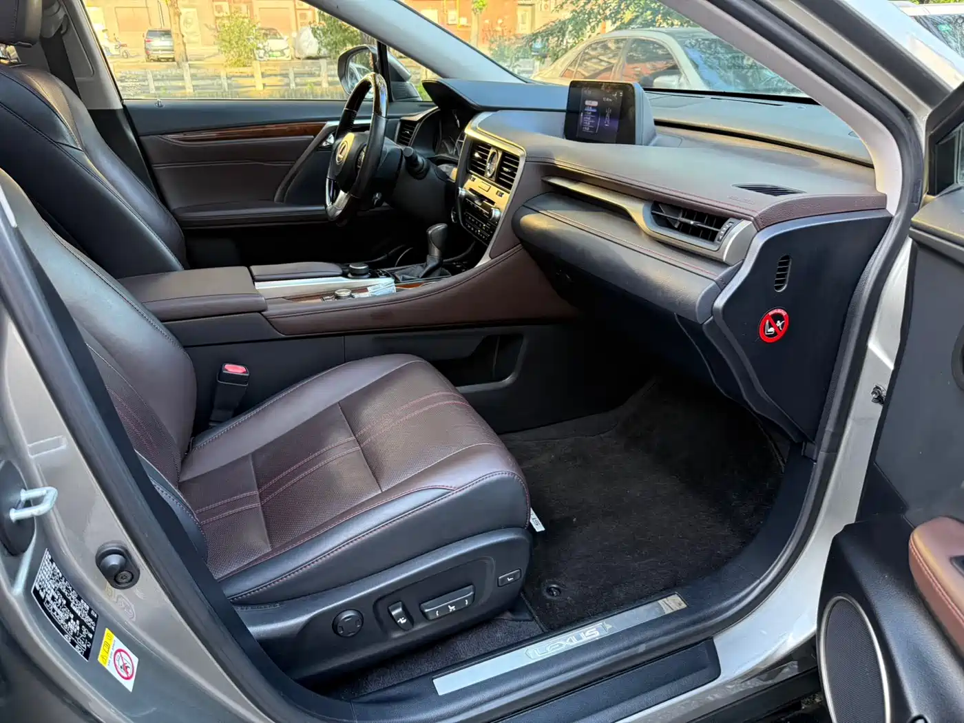 Lexus RX 2016 450h 4WD Luxury Edition фото 9