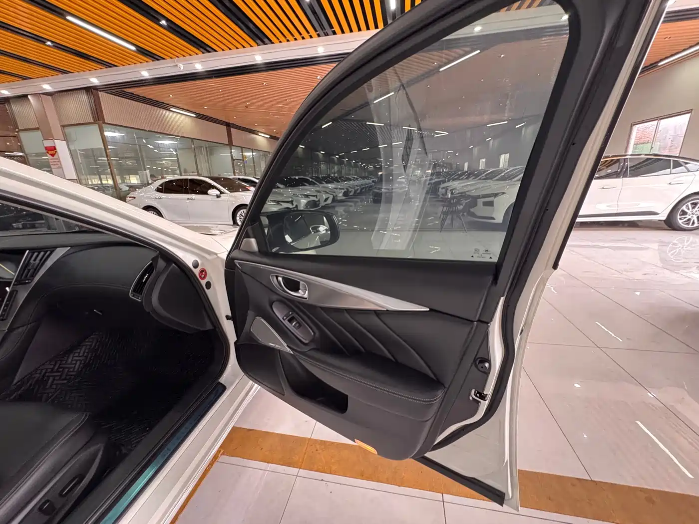 Infiniti Q50L 2022 2021 2.0T Premium