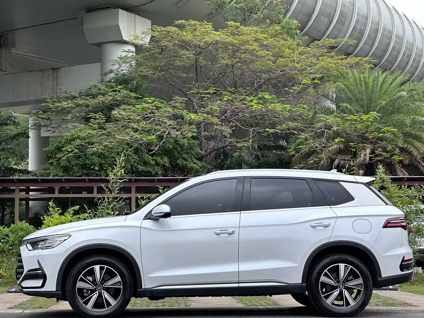 BYD Song Pro New Energy 2022 DM-i 110km Flagship фото 7