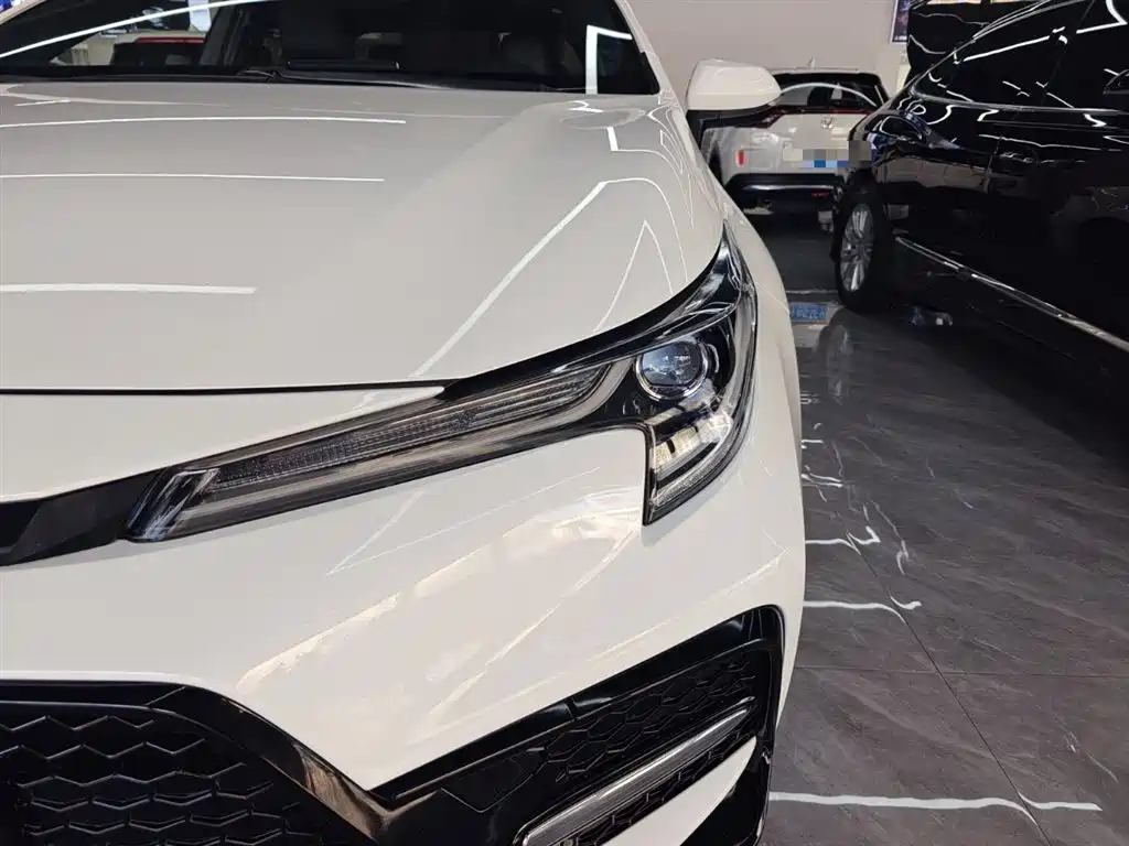 Toyota Levin 2023 185T CVT Sport фото 24