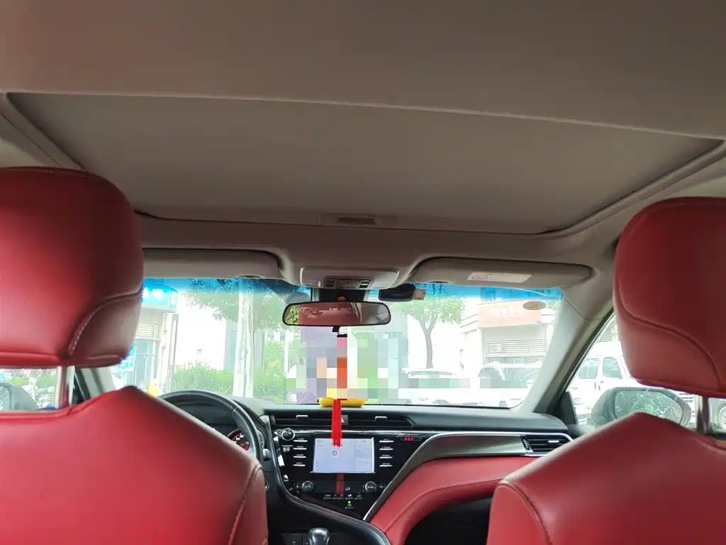 Toyota Camry 2018 2.5S Trend Edition фото 9