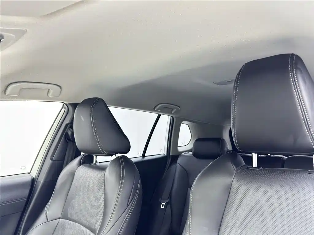 Toyota Frontlander 2024 2.0L CVT Elite Edition фото 21