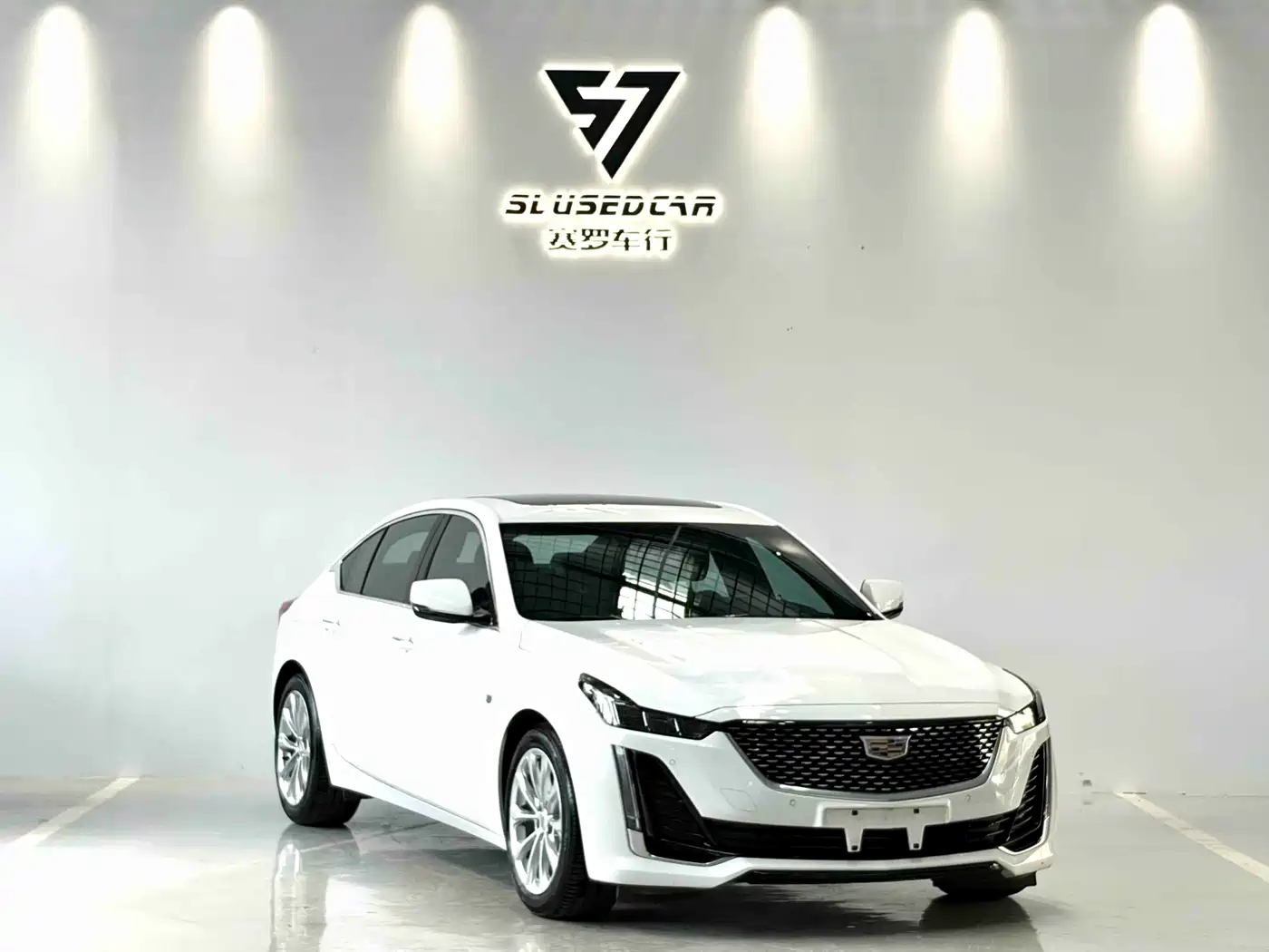 CADILLAC CT5