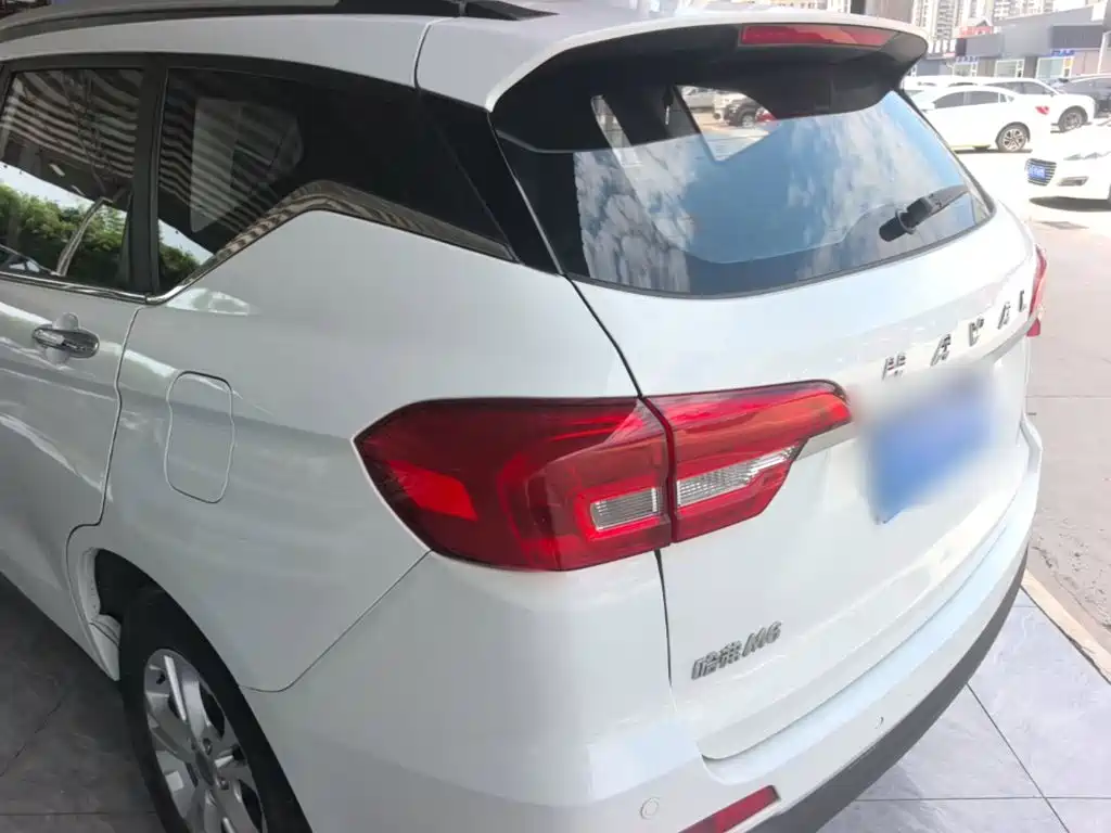 Фото 5 - Haval M6