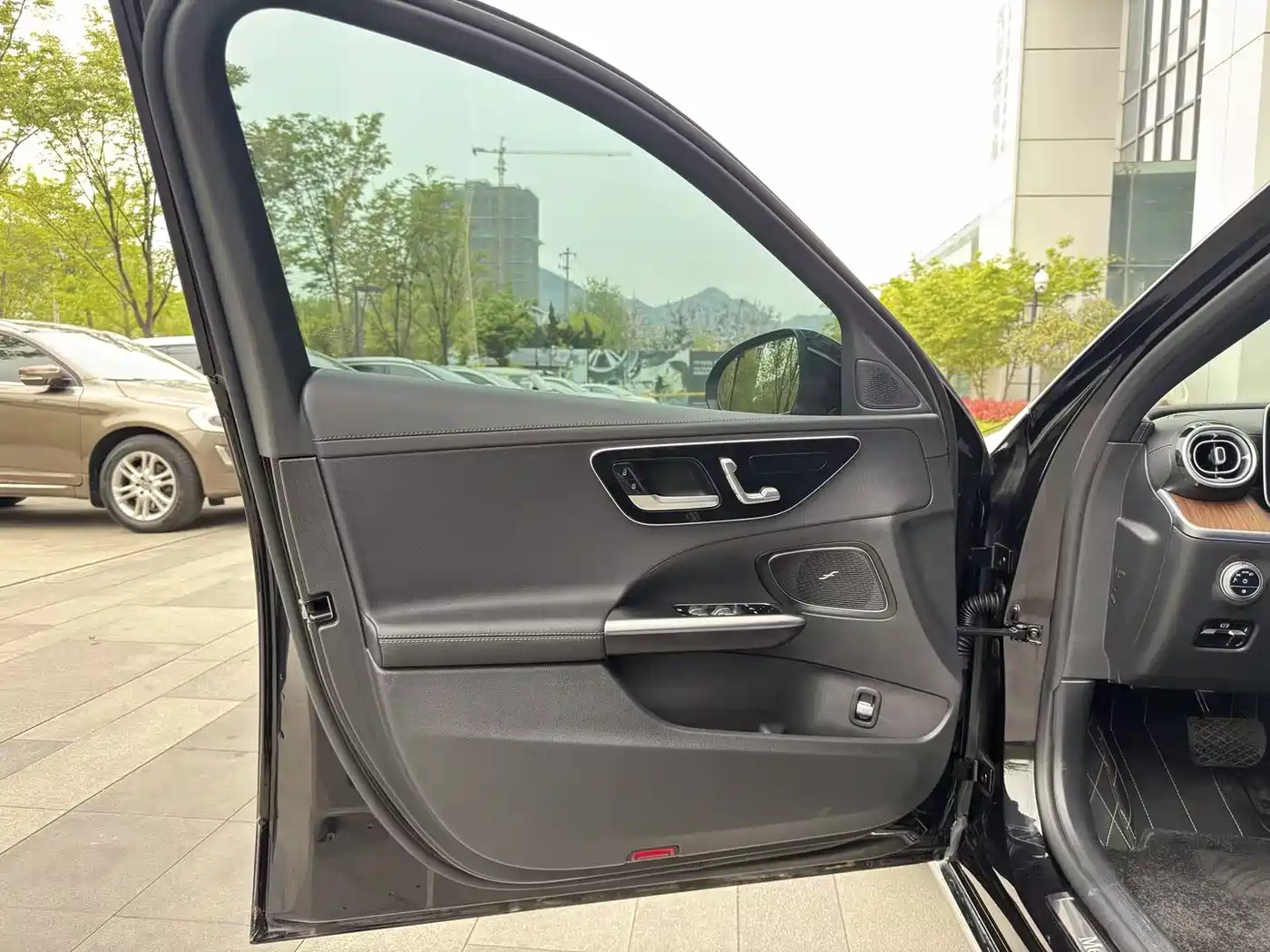 Mercedes-Benz C-Class 2025 C 260 L фото 21