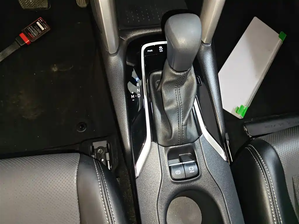 Toyota Frontlander 2024 2.0L CVT Elite Edition фото 10