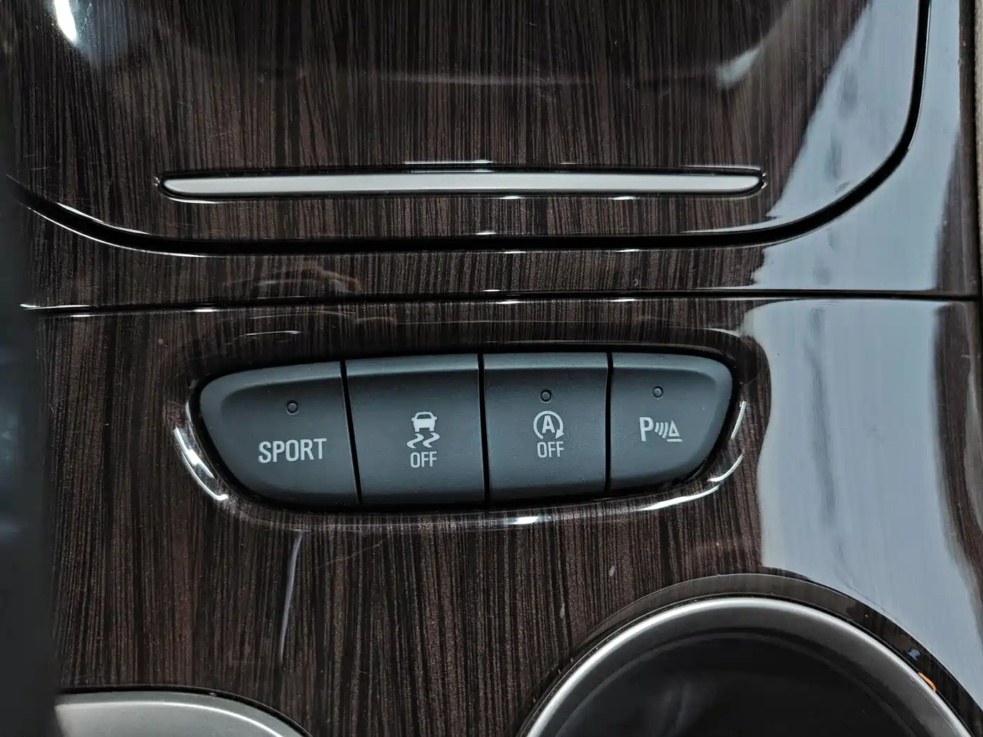 Buick Verano 2019 Sedan 15S Auto Leading фото 18