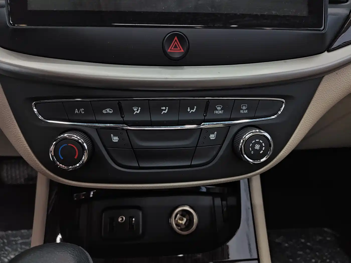 Buick Verano 2019 Sedan 15S Auto Leading фото 16