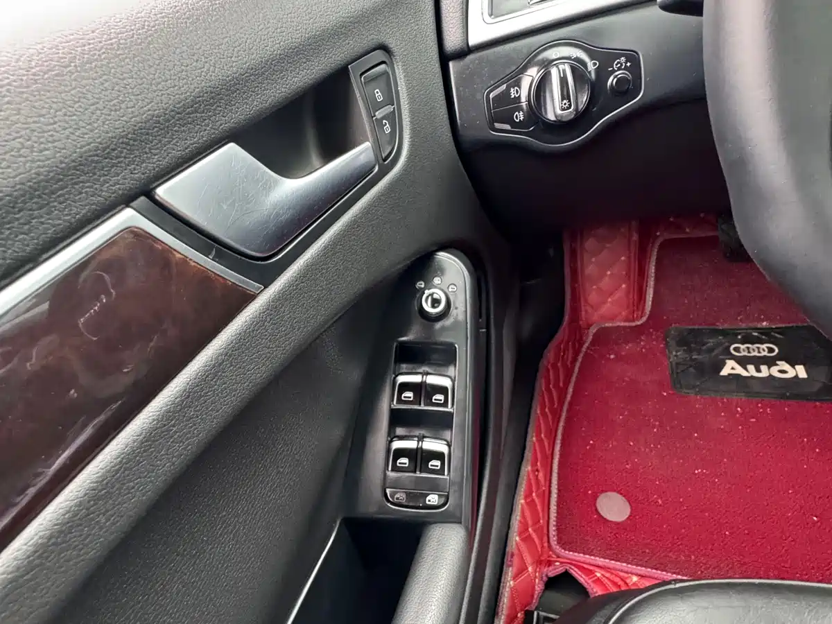 Audi A4L 2013 35 TFSI Automatic Comfort фото 22