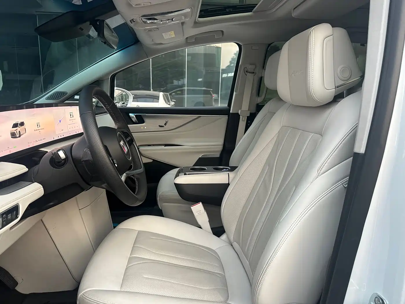 Buick GL8 New Energy 2024 Landglory Premium Edition 7-Seater фото 7