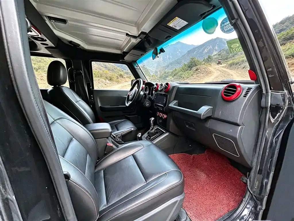 BAIC ORV Beijing Offroad BJ40 2017 40L 2.3T Automatic 4WD China Rally Champion Edition фото 8