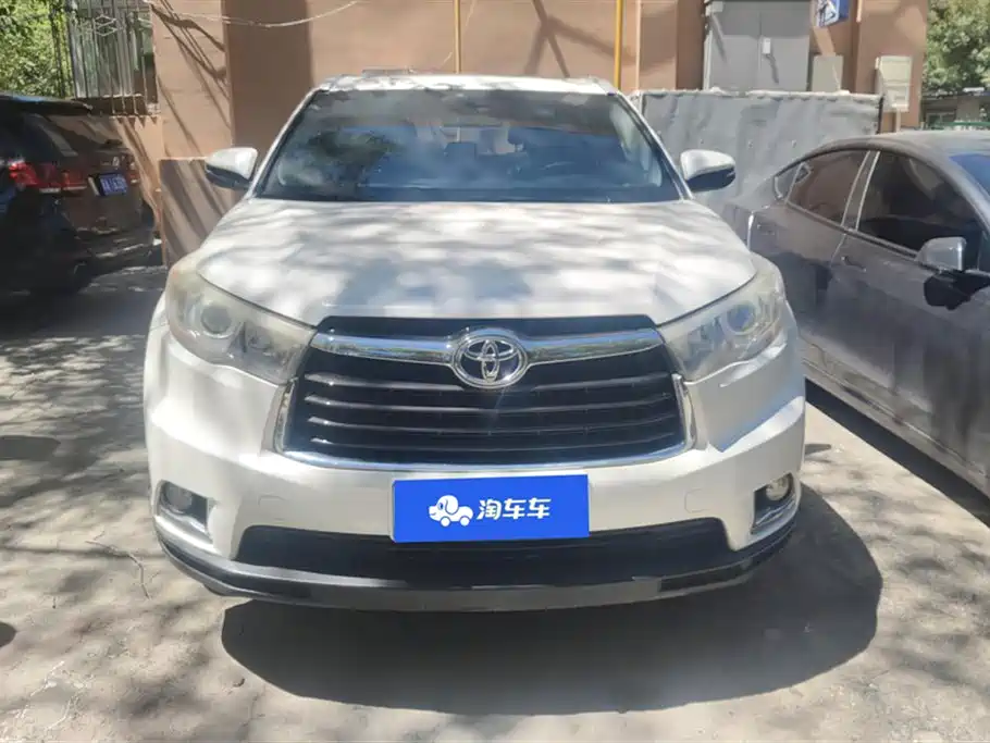 Toyota Highlander 2015 2.0T AWD Luxury Edition 7-seater фото 2