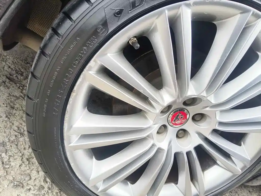 Jaguar XJ 2015 2014 XJL 2.0T 2WD Elegant Business Edition
