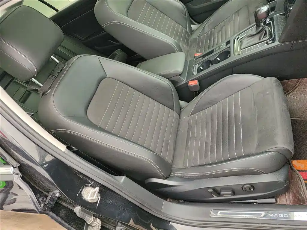 Volkswagen Magotan 2020 330TSI DSG Luxury фото 20