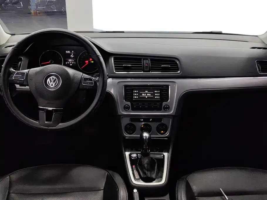 صورة 12 - Volkswagen Lavida Tour