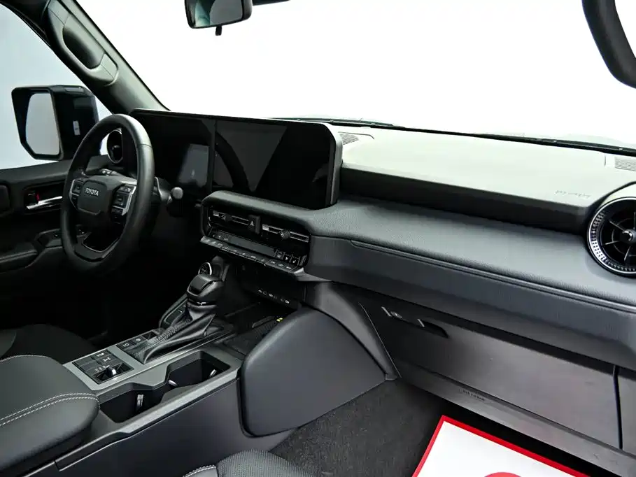 Toyota Prado 2024 2.4T All-Terrain TX Edition 5-Seater фото 16