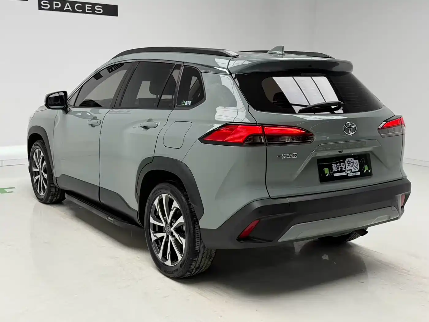 Toyota Corolla Cross 2023 2.0L Premium Edition фото 6