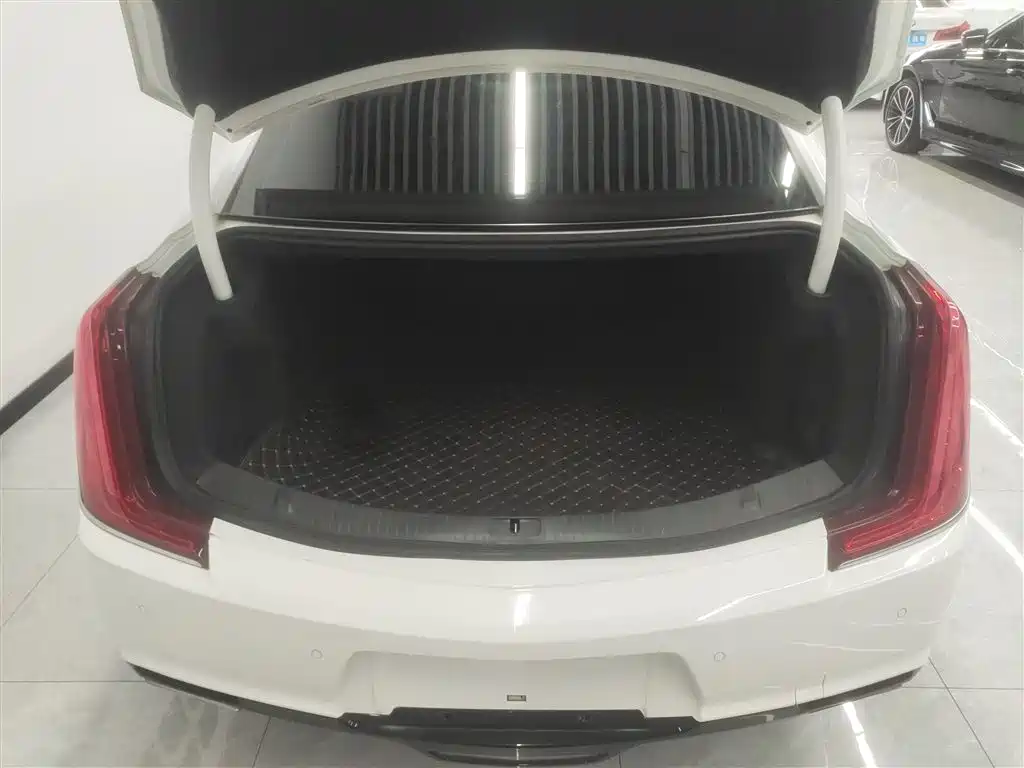 Cadillac XTS 2018 28T Elite фото 19
