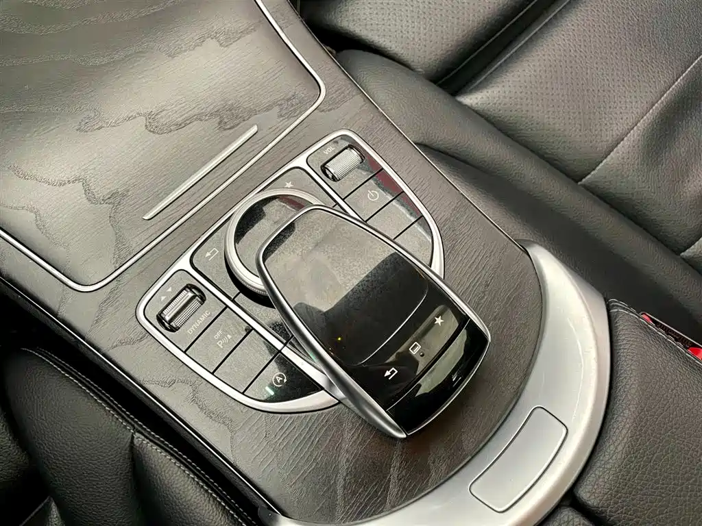 Mercedes-Benz C-Class 2016 C 200 L Sport фото 11