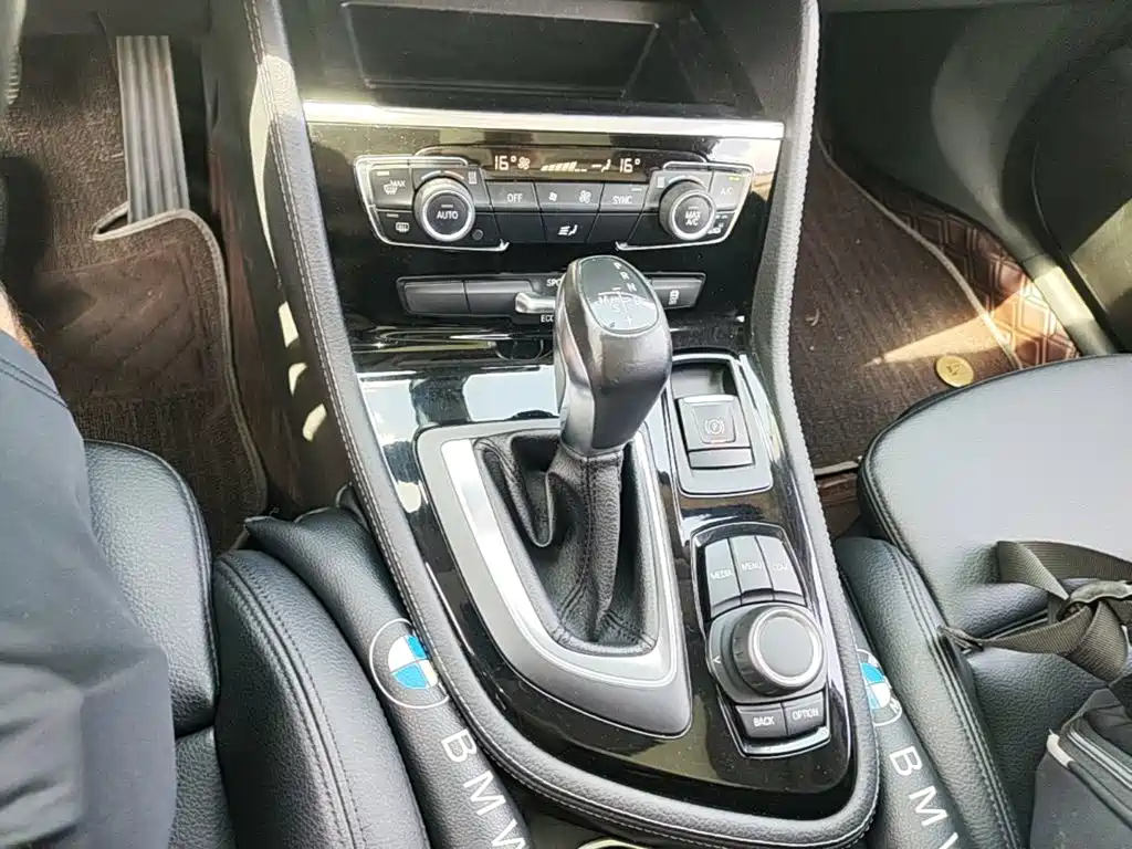 BMW 2 Series Touring 2018 2016 218i Sport Design Package