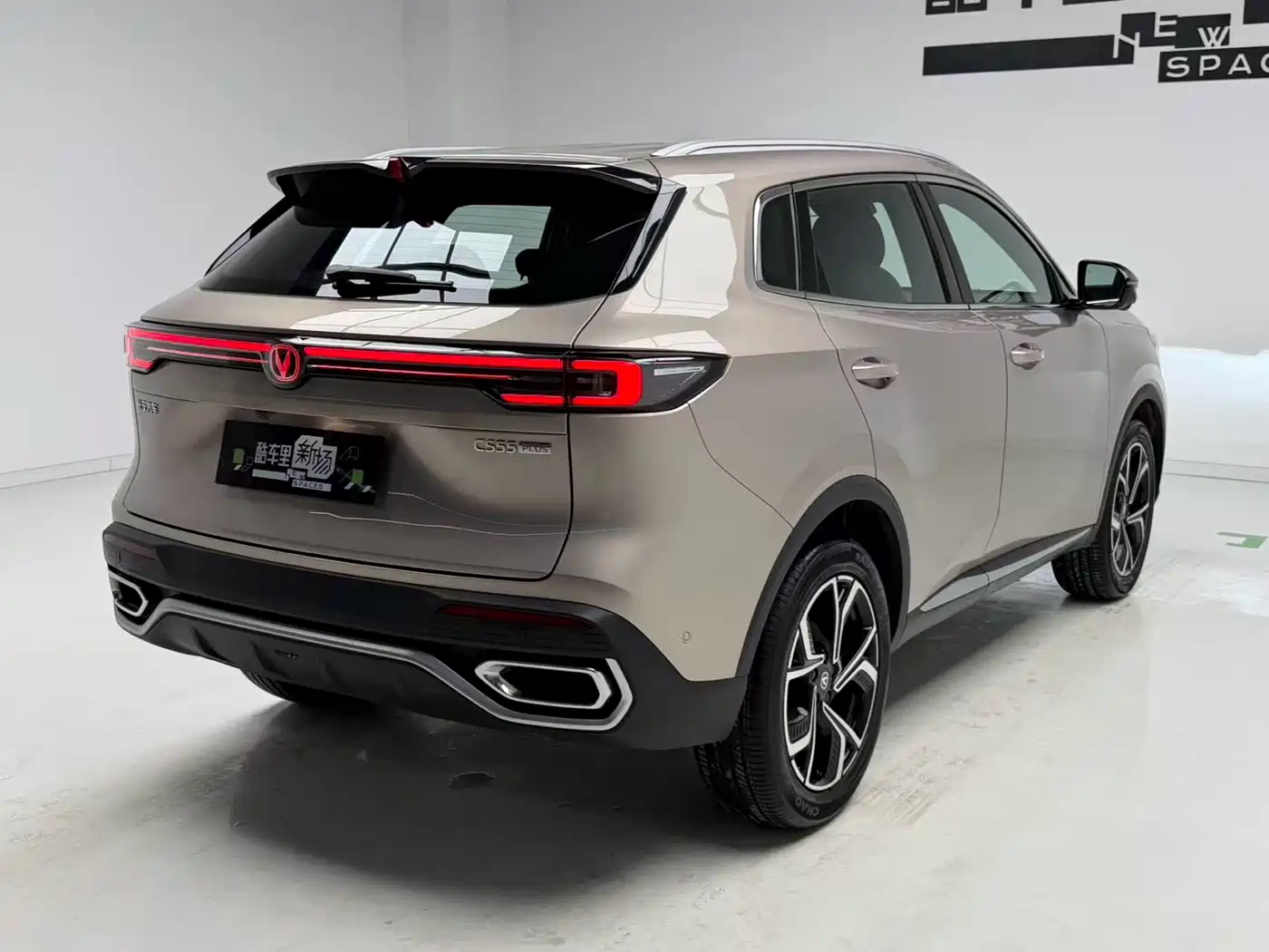 Changan CS55 PLUS 2026 Model 4th Gen New Blue Whale 1.5T Celestial Premium фото 4